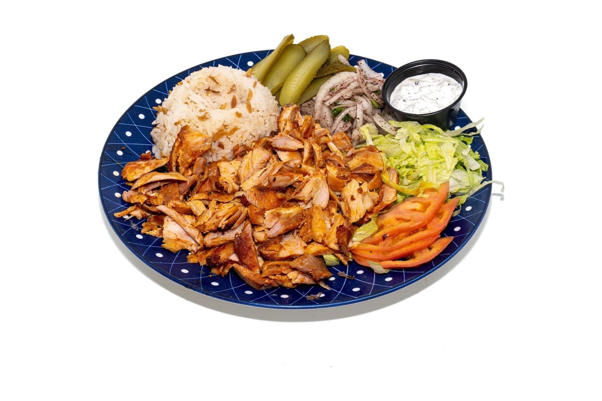 Pilav üstü tavuk döner